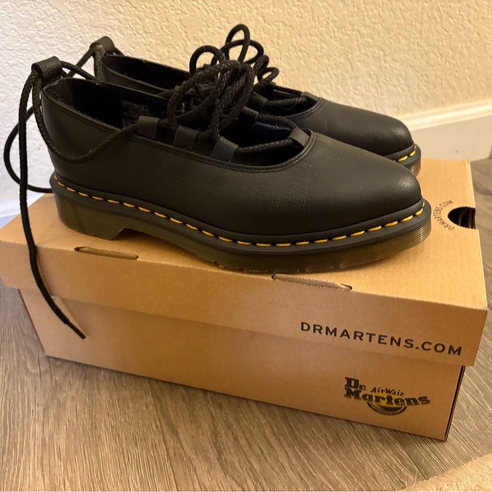 Dr. Martens Elphie II
